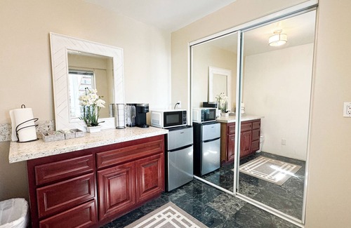 Whittier Casa | Castle on the Hill Double Suites