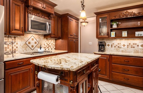 McArthur Casa | Home-Lujoso-Baño Privado-Enchanted Estate