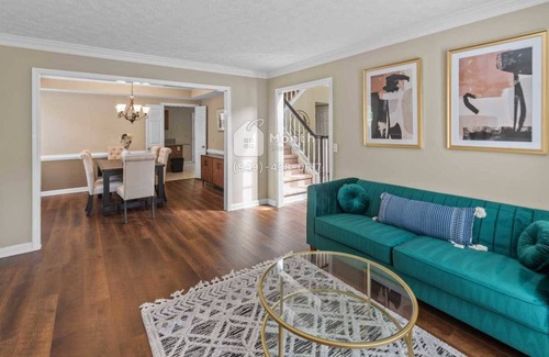 Alpharetta Casa | Castle on Waters Cove Way