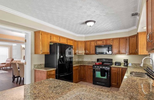 Alpharetta Casa | Castle on Waters Cove Way