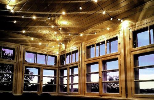 Cesis Apartamento | Castle Park Apartment with sunset veranda