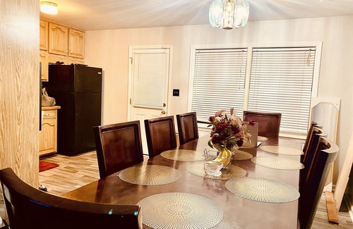 Morrow Casa | 🏰 Castle 🏰 Spacious Luxuries V- Convenience 5bdR/2.5 bT/S-Atlanta GA🛬