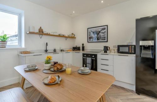 Mumbles Apartamento | Castle View Top floor Apartment