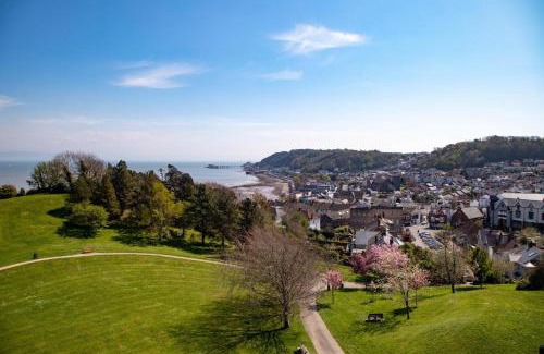 Mumbles Apartamento | Castle View Top floor Apartment