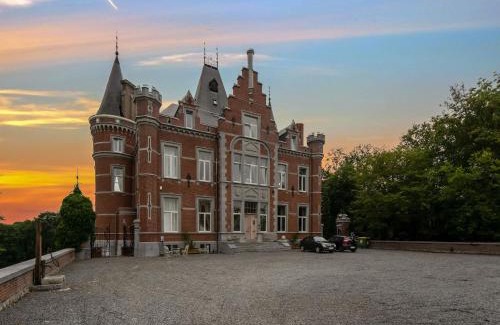 Gesves Casa | Castle with wellness and zipline, cleaning included