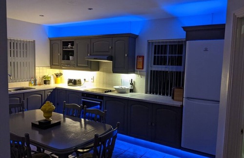 Castlerock Cabaña | Castleshaw Holiday Home