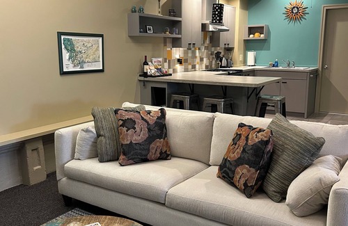 Hamilton Apartamento | Casual apartamento contemporáneo en el centro histórico de Wesley edificio.