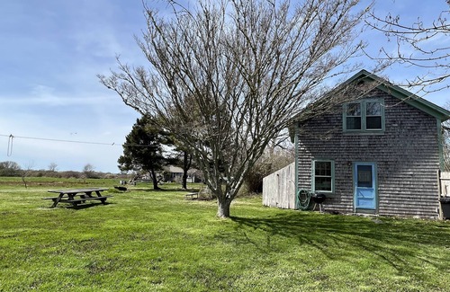 Little Compton Cabaña | Casual Farmhouse
