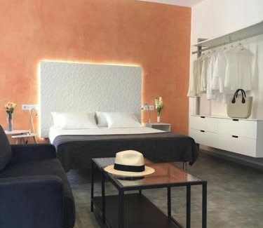 La Trinidad-San Juan y Todos los Santos Apartamento | Casual Suite in Córdoba