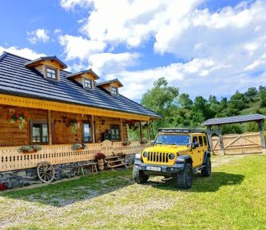 Sacel Casa | Casuta din Cotroape - Maramureș