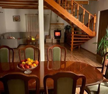 Riu de Mori Casa | Casuta-Lacului