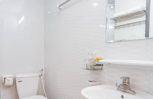 Cat Hai Hotel | Cat Ba White Pearl