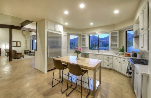 Tucson Casa | Catalina Breeze – Luxury Living with Heated Pool/Spa and Stunning Mountain Views