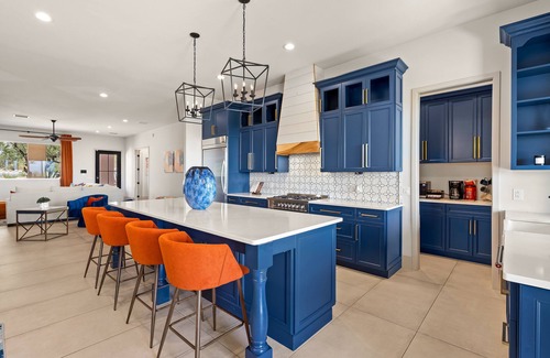 Coronado Foothills Estates Casa | Catalina Foothills Modern Home with Roof Top Deck, Heated Pool and Spa Sleeps 16