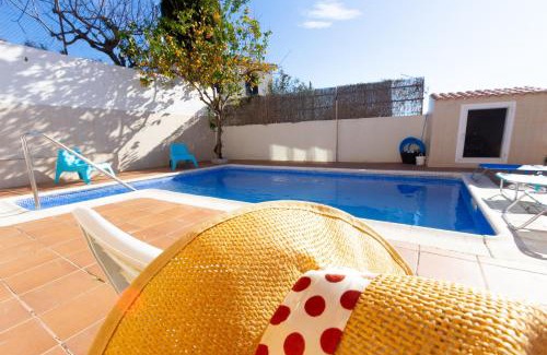 Blanes Villa | Catalunya Casas Heart of Costa Brava and 2,7km to beach