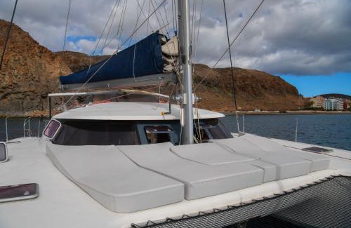 San Miguel de Abona Alquiler De Eote | Catamaran Eliane