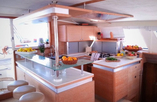 Carti Tupile Alquiler De Eote | Catana 65, spacious and super seaworthy to enjoy San Blas.
