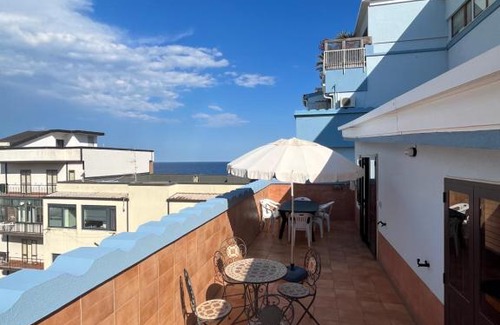 Catanzaro Lido Apartamento | CATANZARO LIDO, APPARTAMENTO A 50 METRI DAL MARE