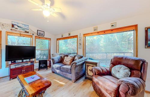 Brookings Casa | Catch a Wave, B-15