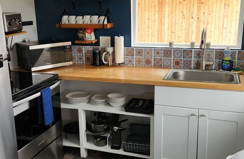 Hillsboro Casa | Come and explore the PNW! Quiet & comfy, 1GB web, near and central location.