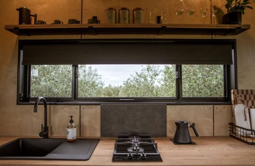 Myrup Cabina | Cate · Cate the Tiny Cabin in Esperance