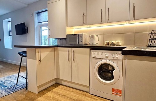 Cathays Apartamento | Cathays Apartments No.3 by Switchback Stays