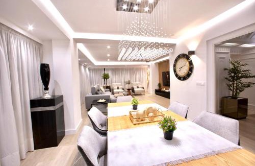 Lugo Apartamento | Cathedral Boutique by Lugo Collection