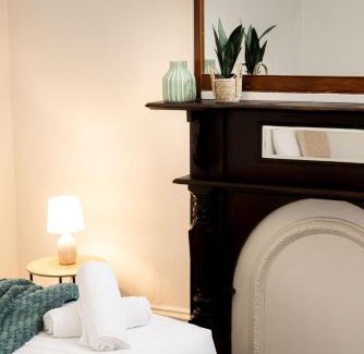 Bendigo Casa | Cathedral View - Sleeps 16