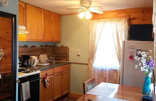 Prattsville Cabina | Catskill Bungalow - Tiny House Vacaciones para parejas, Windham & Hunter NY, esquí