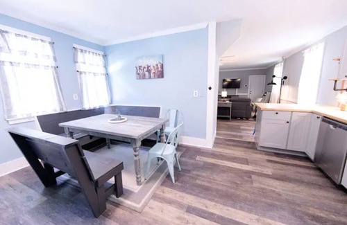 West Saugerties Casa | Catskill Mountain Farmhouse close to Woodstock