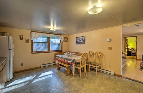 East Durham Casa | ¡NUEVO! Catskill Mtn Home con cubierta, 1. 2Mi para Zoom Flume