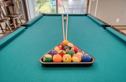 Circleville Casa | Catskills Getaway 3BR Retreat with Media Room, Near Casino, Bethel Woods and More