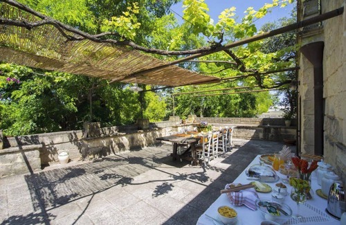 Casamassella Apartamento | Suite Cavalieri con terraza privada y acceso a parque y piscina