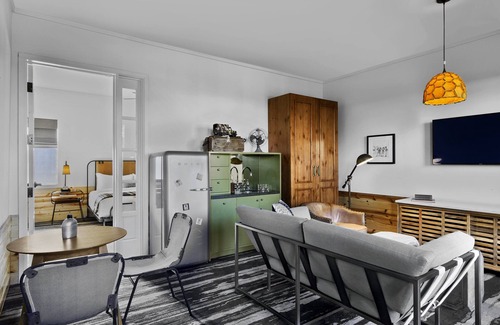 College Station Hotel | Cavalry Court, by Valencia Hotel Collection