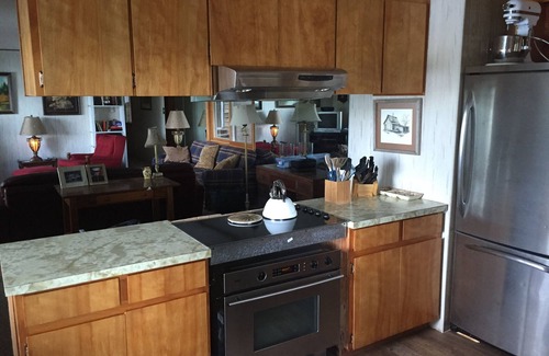 Coolin Casa | Cavenaugh Bay, East Shore Family Get Away