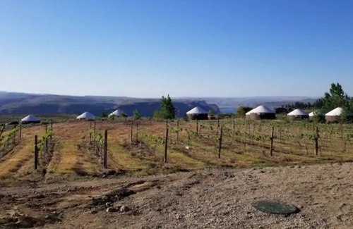Quincy Casa | Cave B Ridge - next to Gorge Ampitheatre