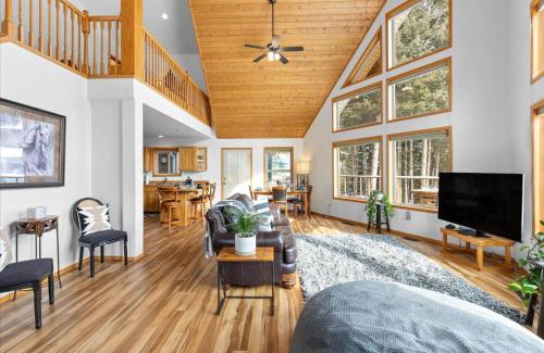 Worley Casa | Cave Bay Escape