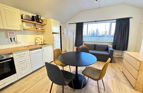 Hella Cabina | Cave Cabins
