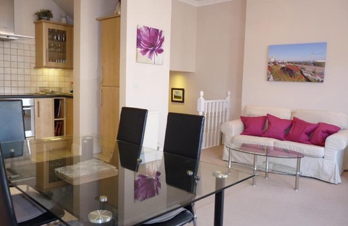 Eastbourne Seafront Apartamento | Cavendish apartment - central and spacious