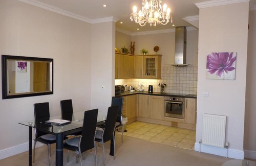 Eastbourne Seafront Apartamento | Cavendish apartment - central and spacious