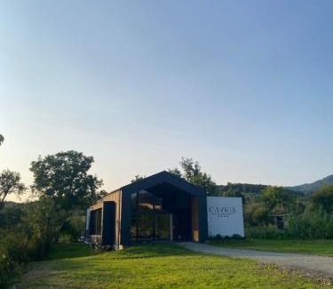 Surdesti Casa | Cavria