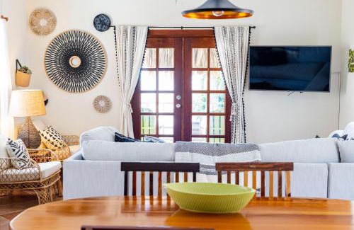 San Pedro Hotel | Caye Casa
