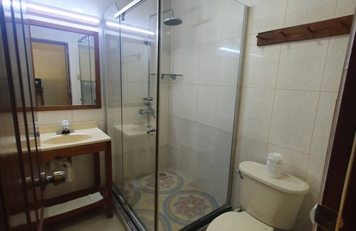 Cayo Corker Hotel | Caye Caulker Plaza Hotel