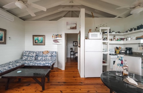 Governor's Harbour Casa | Cayo Loco 1 Bedroom Home