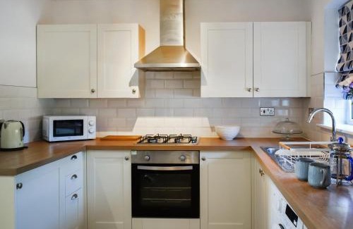 Cayton Casa | Cayton Cove Cottage