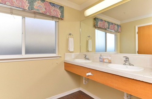 Cayucos Hotel | Cayucos Beach Inn