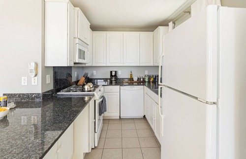Cayucos Casa | Cayucos Duo | 2 Bungalows w/ Views & Lounge Space | Pet Friendly