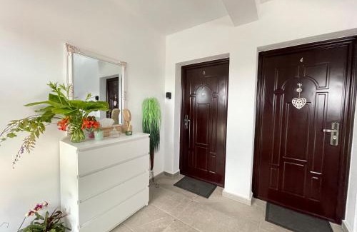 Tirgu Neamt Apartamento | Cazare apartamente LAVI-TOUR Tg Neamț