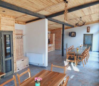 Joseni Casa | Cazare Nemes Szállás