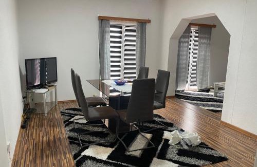 Mali Radic Apartamento | Cazin Centar Ćuprija